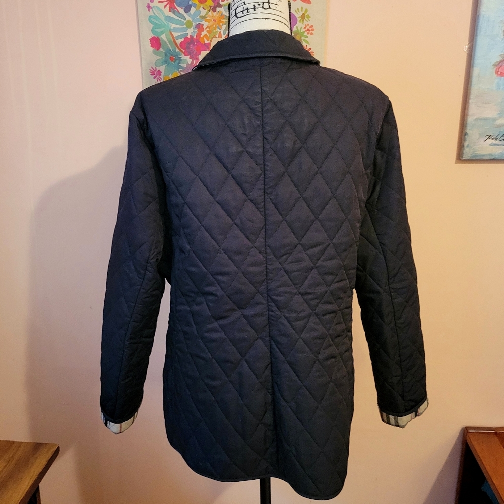 Burberry Quilted Nylon Barn Jacket In Black/Sand, Burberry Check Lining, EUC, L - Picture 11 of 16